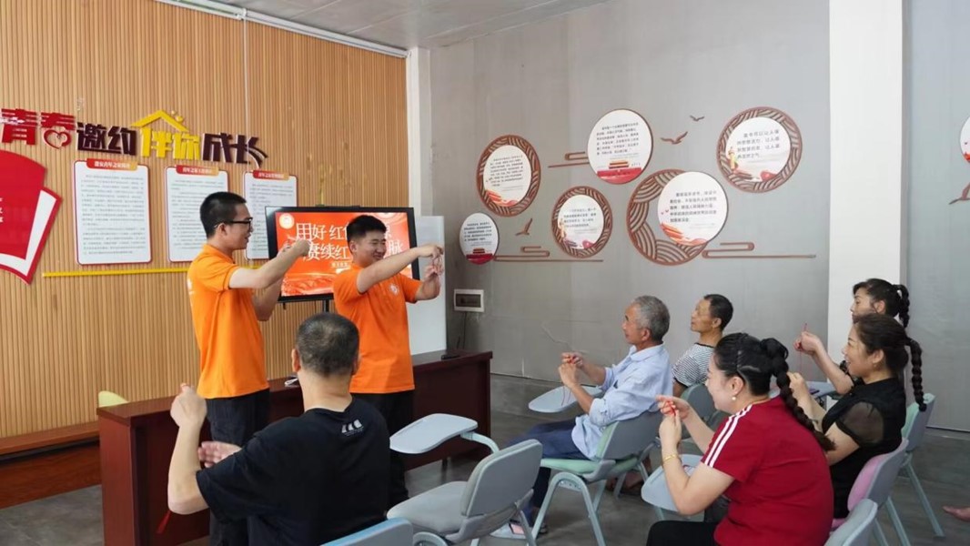 西南石油大學“南尋故里，柚踐紅心”暑期社會實踐隊蓬安行：編織紅色記憶，共繪紅心篇章