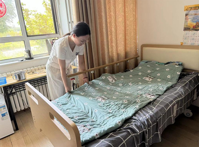 尊老敬老 傳遞愛(ài)心