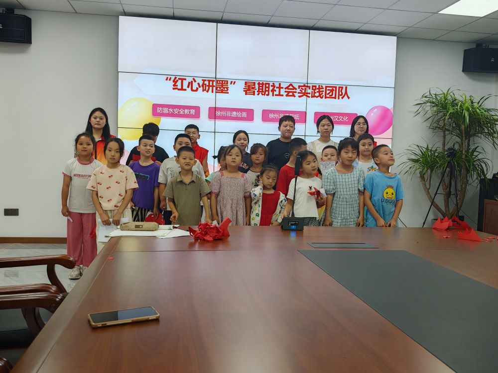 傳承文化：徐州剪紙藝術(shù)走進社區(qū)活動