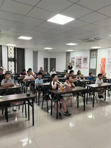 “防毒防水，急救必備”——無(wú)錫學(xué)院紅十字會(huì)博愛(ài)青春